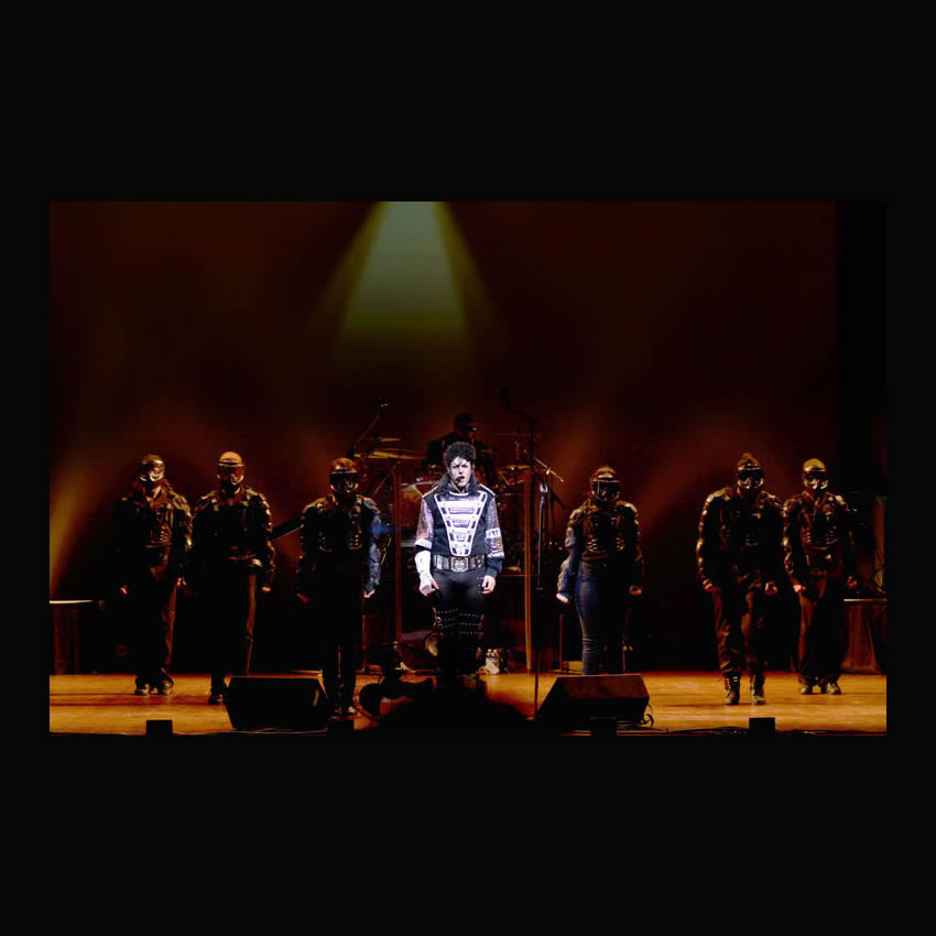 I AM KING - The Michael Jackson Experience featuring Michael Firestone